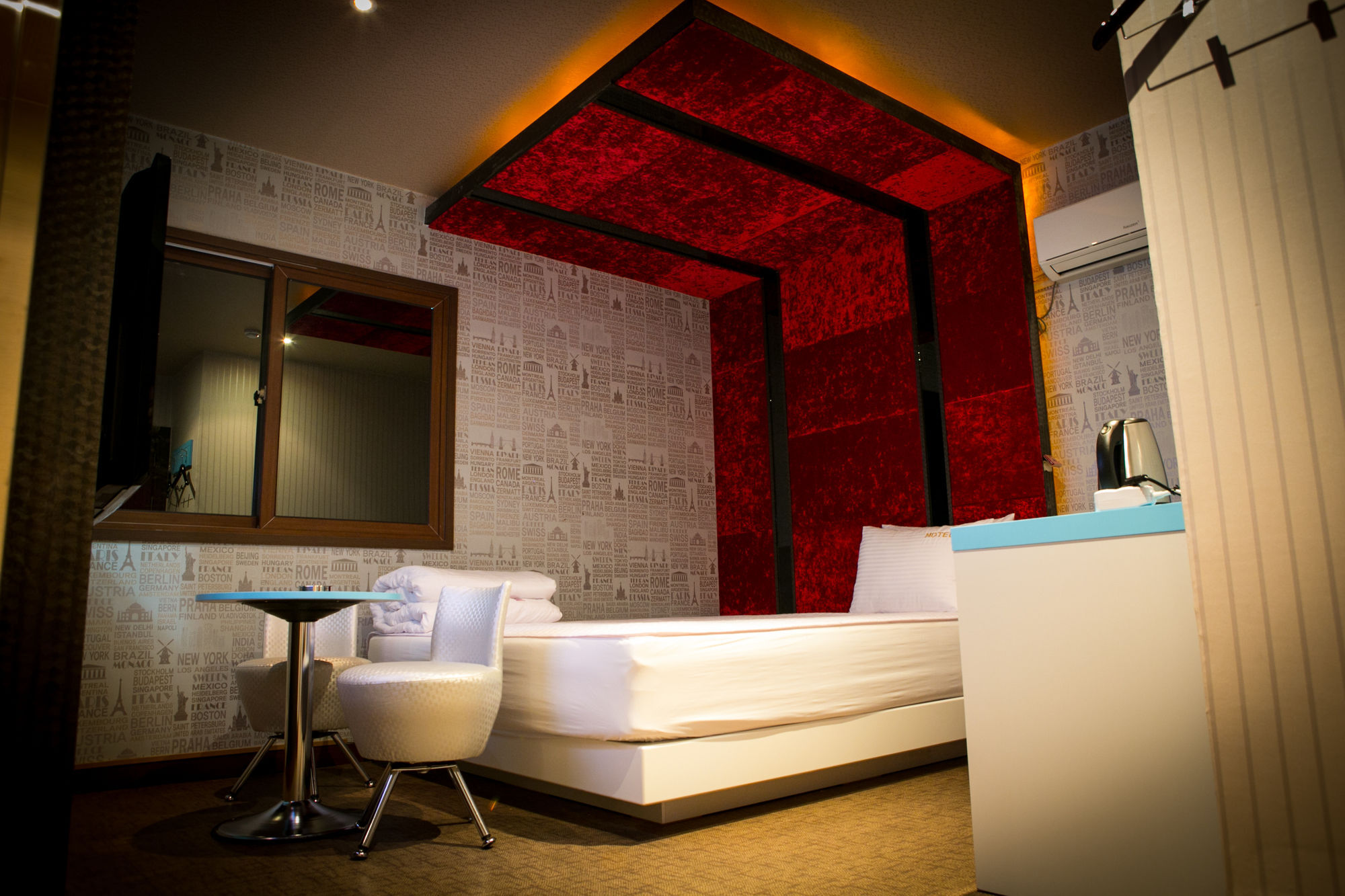 Hue Motel Busan Bagian luar foto