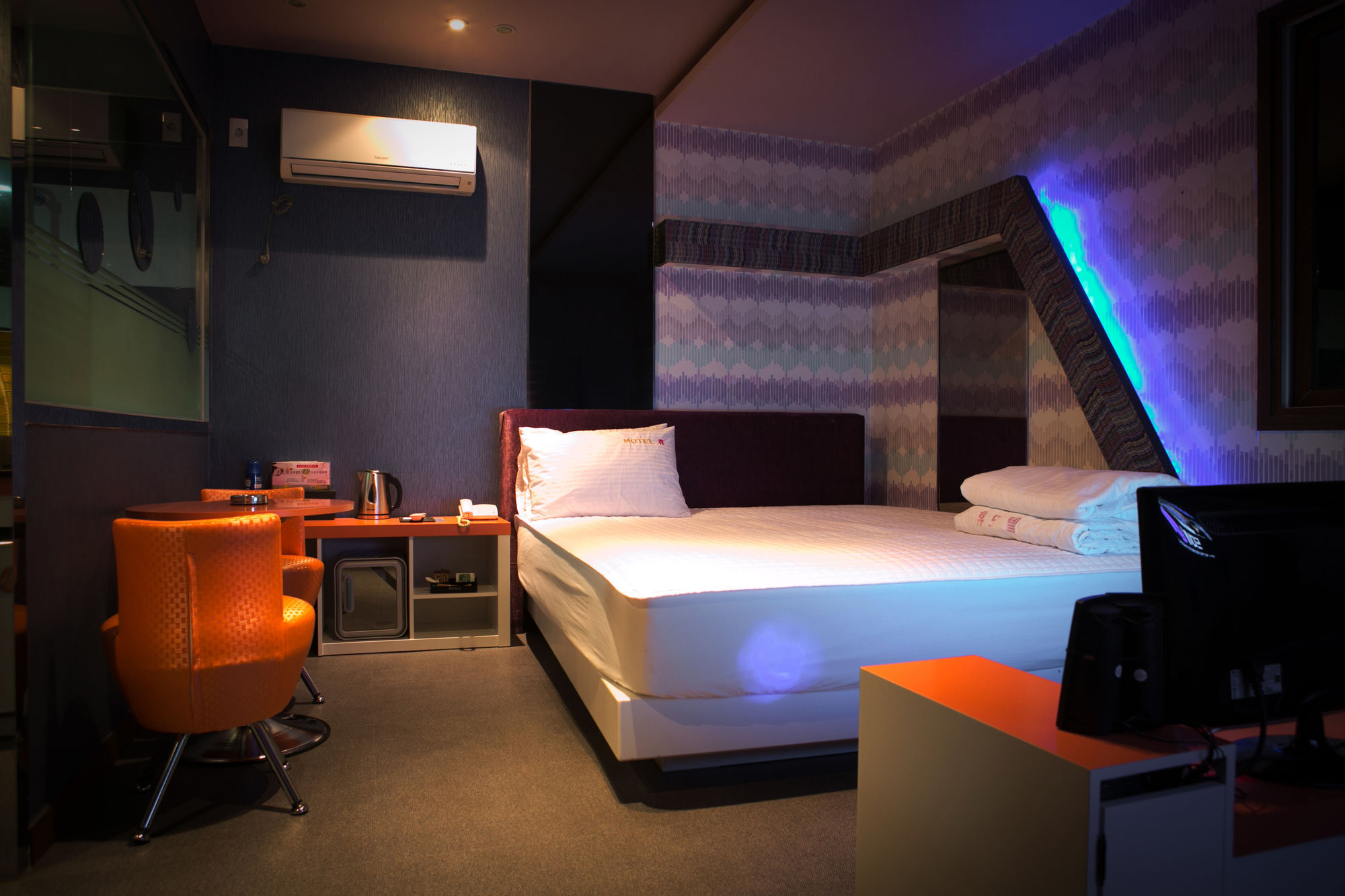 Hue Motel Busan Bagian luar foto